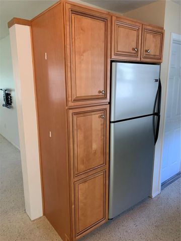 513 44TH AVENUE N, St Petersburg, FL 33703