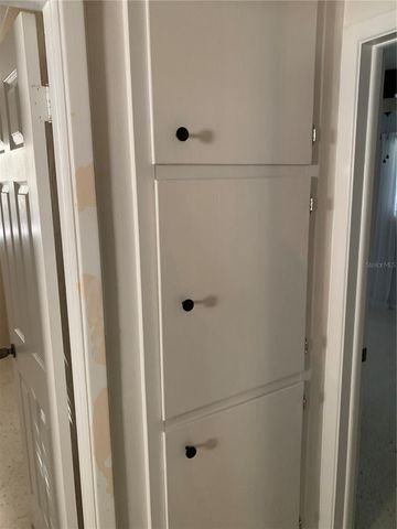 513 44TH AVENUE N, St Petersburg, FL 33703