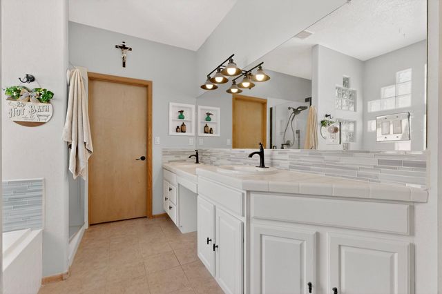 11005 Carreta Drive NW, Albuquerque, NM 87114