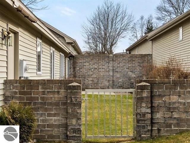 1049 Hemingway Lane, Traverse City, MI 49686