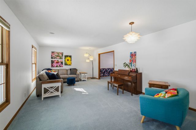 2505 Pierce Avenue, Ames, IA 50010