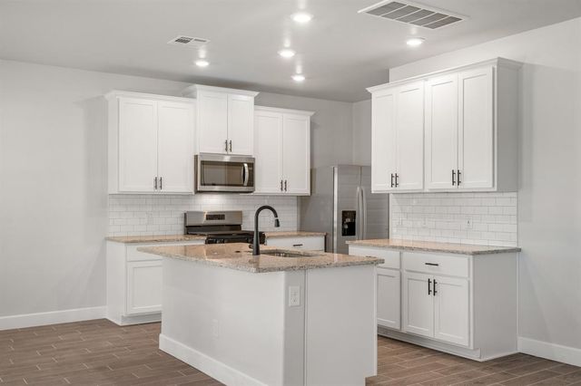 2349 Bohanan Court, Blanchard, OK 73010