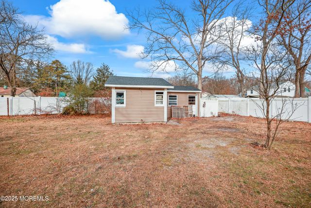 20 Ermack Street, Howell, NJ 07731