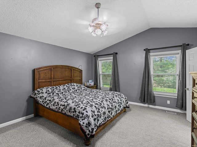 1219 Churchill Road, Evansville, IN 47725