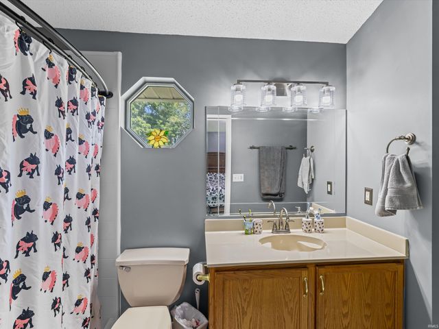 1219 Churchill Road, Evansville, IN 47725