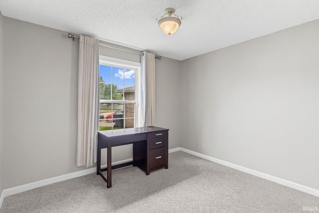 1219 Churchill Road, Evansville, IN 47725