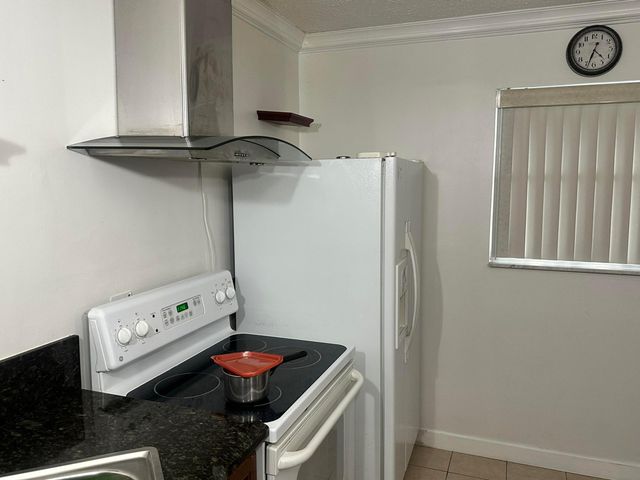 3170 HOLIDAY SPRINGS Boulevard 6-309, Margate, FL 33063