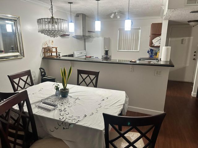 3170 HOLIDAY SPRINGS Boulevard 6-309, Margate, FL 33063