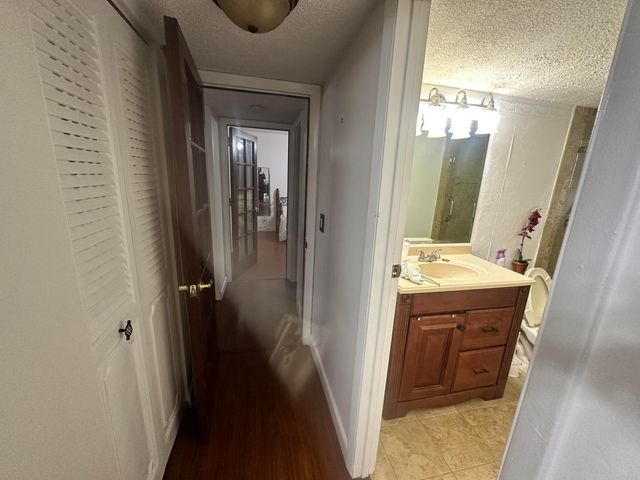 3170 HOLIDAY SPRINGS Boulevard 6-309, Margate, FL 33063