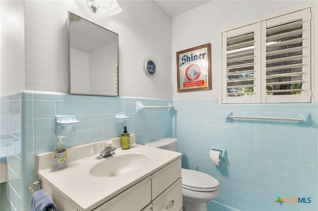 612 Kathy Drive, Seguin, TX 78155