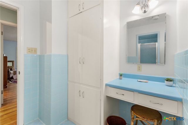 612 Kathy Drive, Seguin, TX 78155