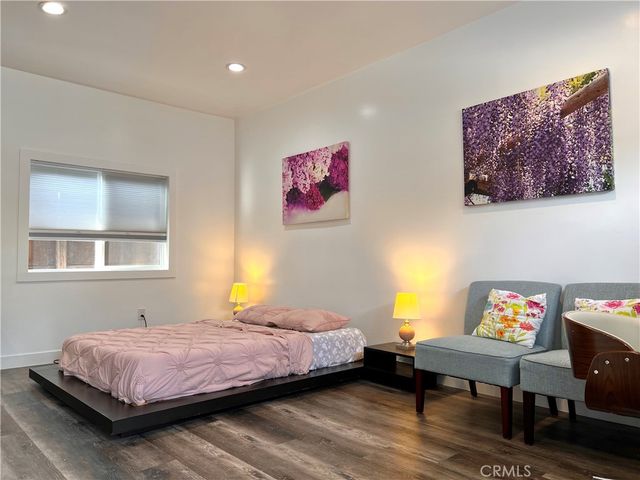 1011 W 20th, Los Angeles, CA 90007