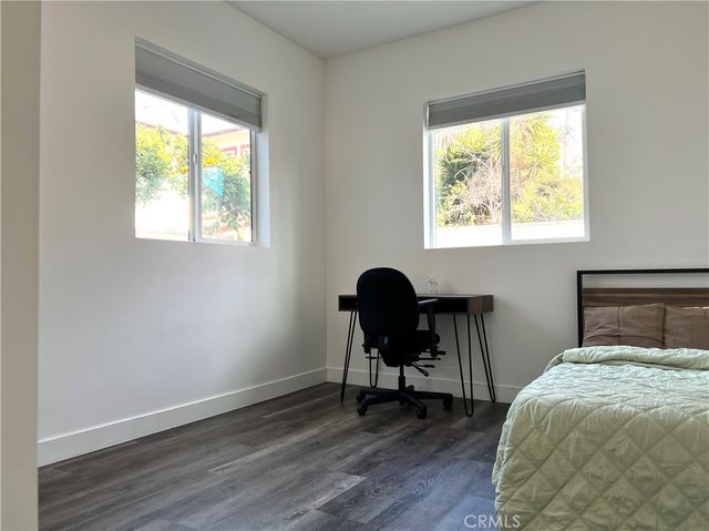 1011 W 20th, Los Angeles, CA 90007