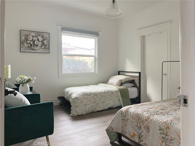 1011 W 20th, Los Angeles, CA 90007