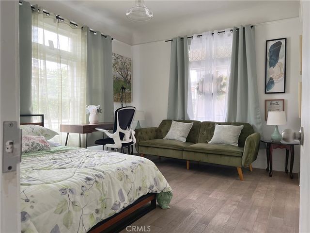 1011 W 20th, Los Angeles, CA 90007