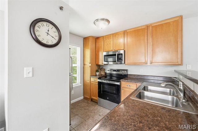 1202 Spring Creek Lane, O'fallon, MO 63368