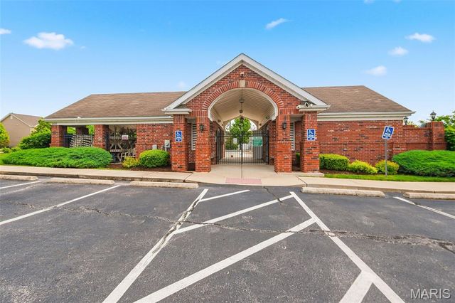 1202 Spring Creek Lane, O'fallon, MO 63368
