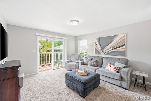 1202 Spring Creek Lane, O'fallon, MO 63368
