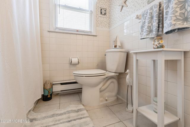 43 Stockport Drive, Toms River, NJ 08757