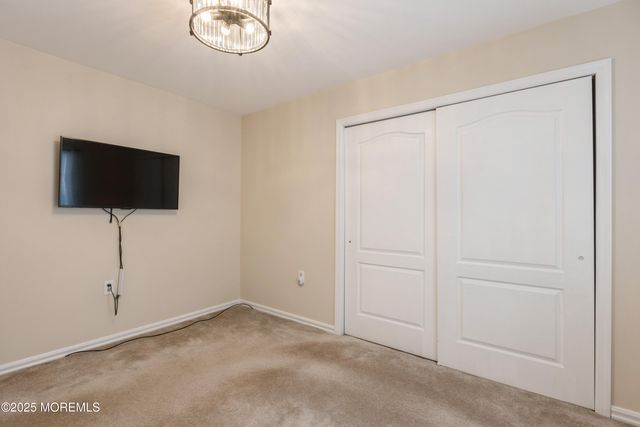 43 Stockport Drive, Toms River, NJ 08757