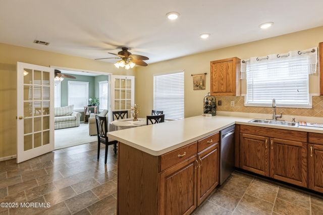 43 Stockport Drive, Toms River, NJ 08757