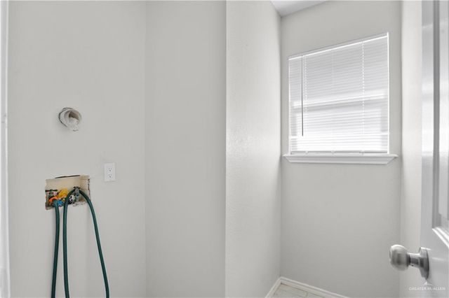 1802 Oasis Avenue 206, Mission, TX 78572