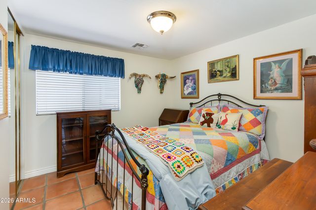 2610 W ROMLEY Road, Phoenix, AZ 85041