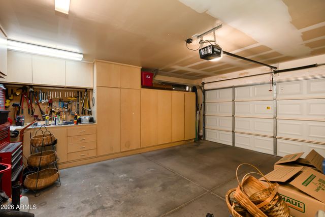 2610 W ROMLEY Road, Phoenix, AZ 85041