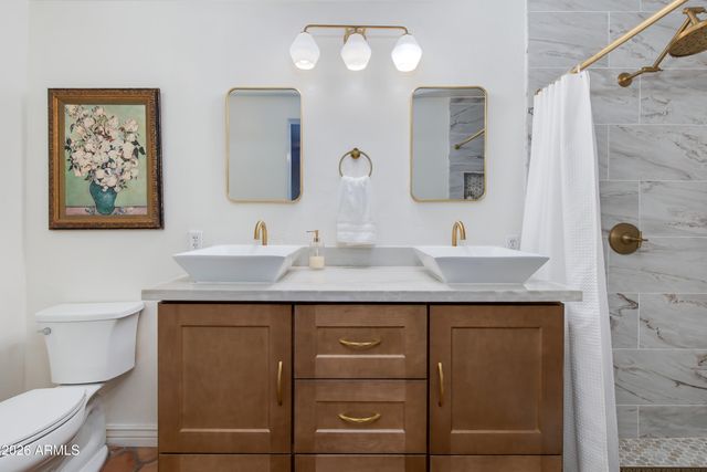 2610 W ROMLEY Road, Phoenix, AZ 85041