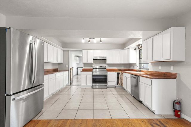 5721 SE 21ST LANE, Ocala, FL 34480