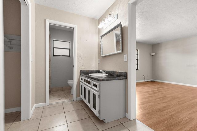 5721 SE 21ST LANE, Ocala, FL 34480