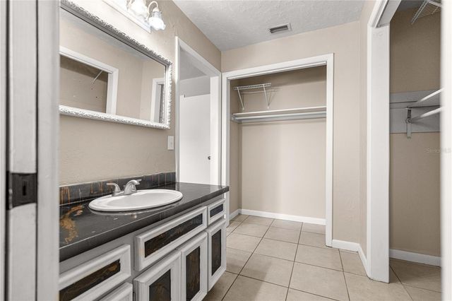 5721 SE 21ST LANE, Ocala, FL 34480