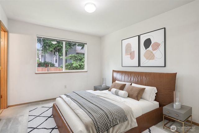 12515 NE 107th Place, Kirkland, WA 98033