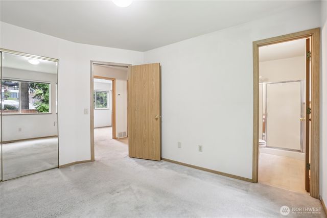 12515 NE 107th Place, Kirkland, WA 98033