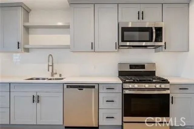 1350 E 8th, Long Beach, CA 90813