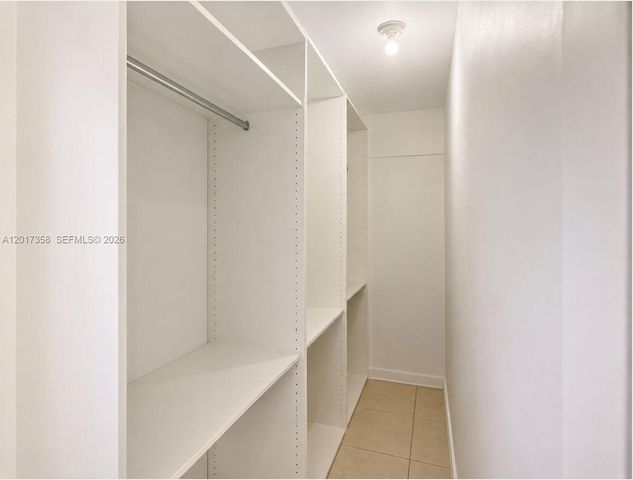 21011 NE 25th Ct, Miami, FL 33180