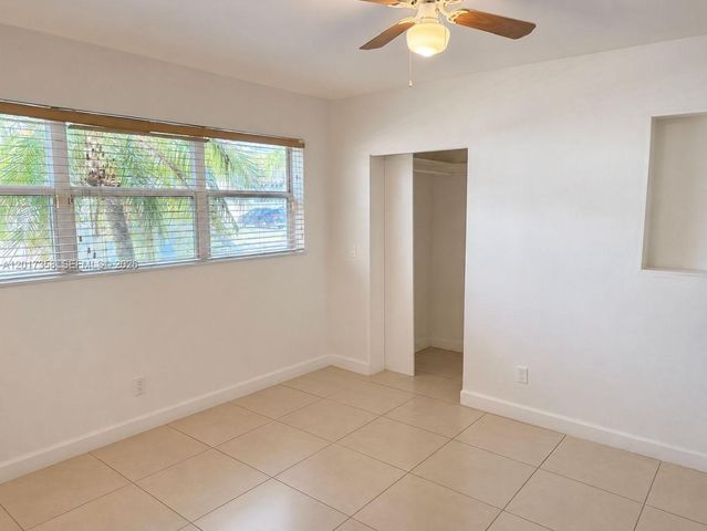 21011 NE 25th Ct, Miami, FL 33180