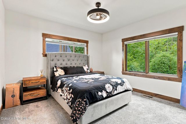 3503 E WINRAY DR, Hayden, ID 83835