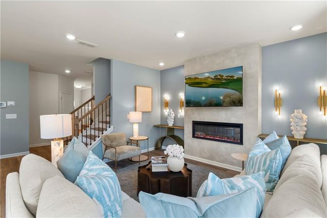 3672 Donovan Circle, Loganville, GA 30052