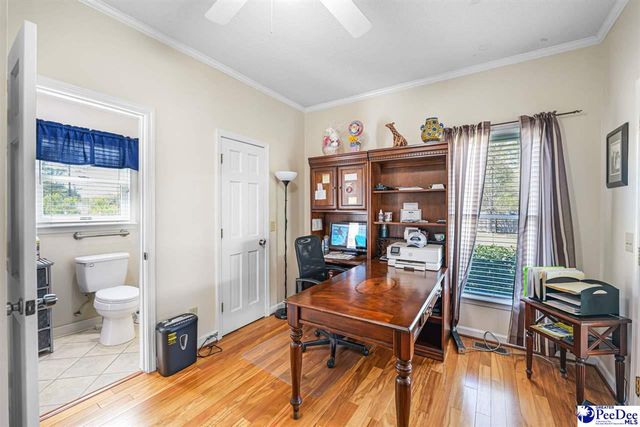 304 Crepe Myrtle Ln, Hartsville, SC 29550