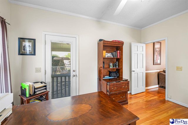 304 Crepe Myrtle Ln, Hartsville, SC 29550
