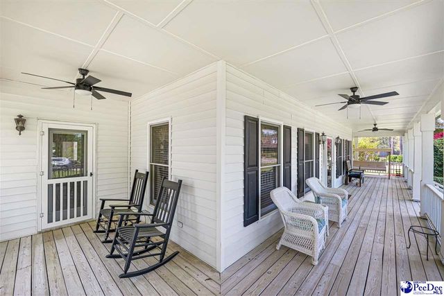 304 Crepe Myrtle Ln, Hartsville, SC 29550