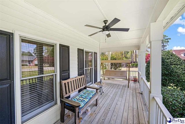 304 Crepe Myrtle Ln, Hartsville, SC 29550