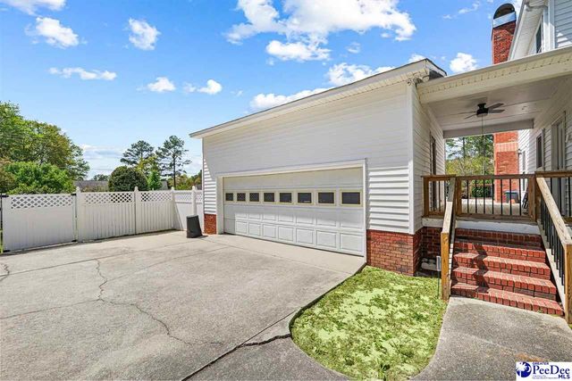 304 Crepe Myrtle Ln, Hartsville, SC 29550