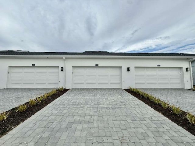 1866 FALCONHURST PLACE, Apopka, FL 32703