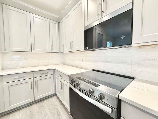 1866 FALCONHURST PLACE, Apopka, FL 32703