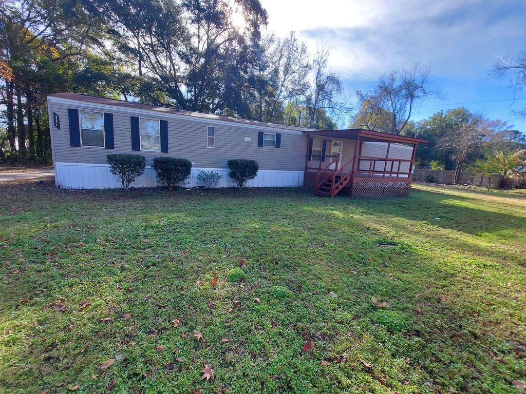 2221 Rifle Range Road, Mount Pleasant, SC 29466