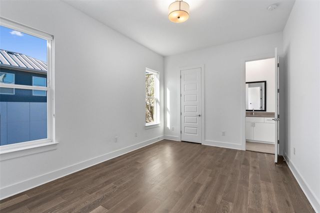 6300 Toscana Ave, Austin, TX 78724