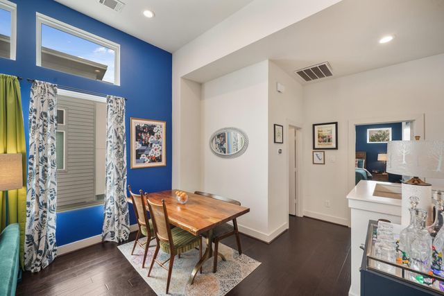 2210 Lou Ellen Lane F, Houston, TX 77018