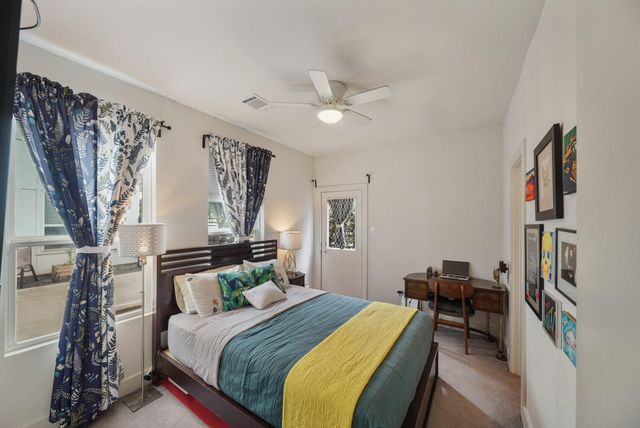 2210 Lou Ellen Lane F, Houston, TX 77018